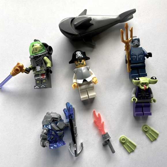 Lego Other - Lego underwater figures with shark